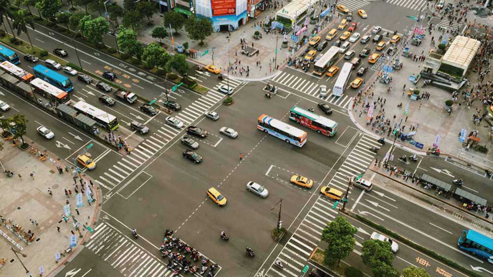 smart-transportation-traffic-intersections-1000x562